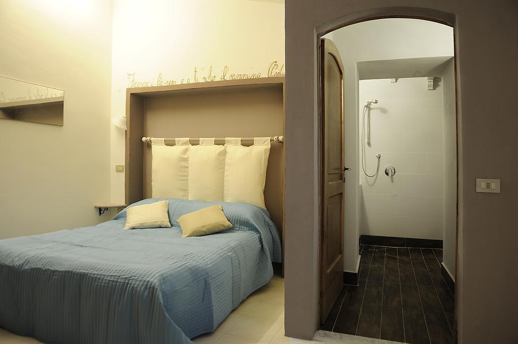 Mancino Bed and Breakfast Poggibonsi Δωμάτιο φωτογραφία